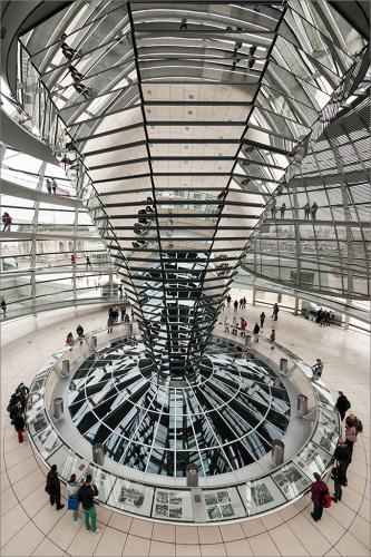 13 Reichstag Reflections